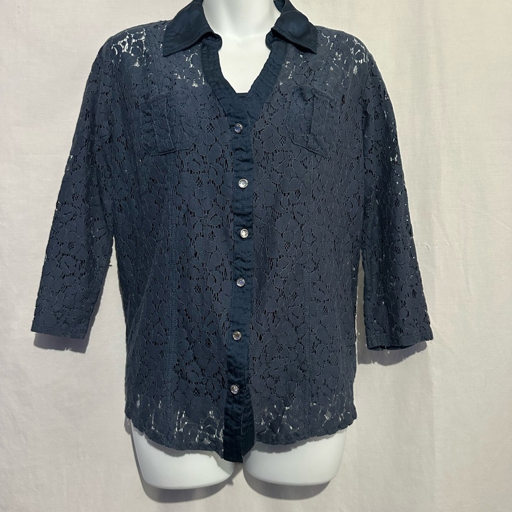 Signature Studio Navy Blue Lace Overlay Blouse | Women’s Medium | Elegant Dress